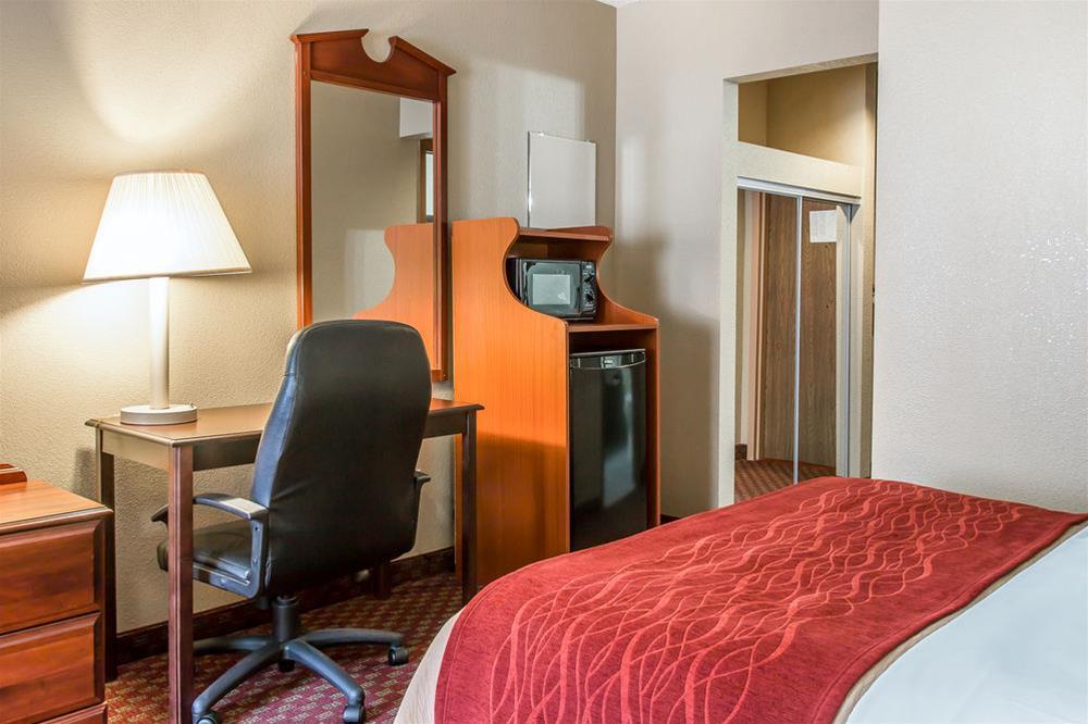 Quality Inn Upper Sandusky Екстер'єр фото