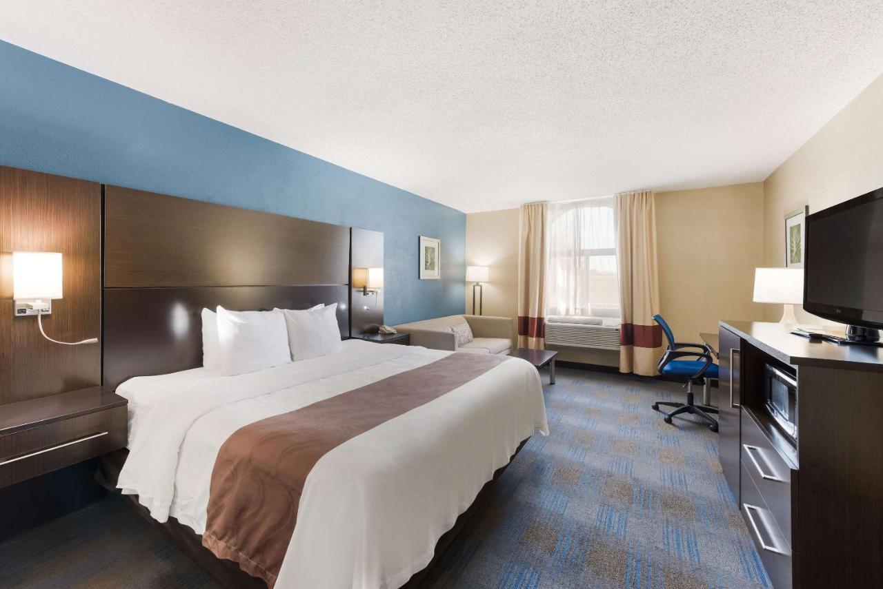 Quality Inn Upper Sandusky Екстер'єр фото