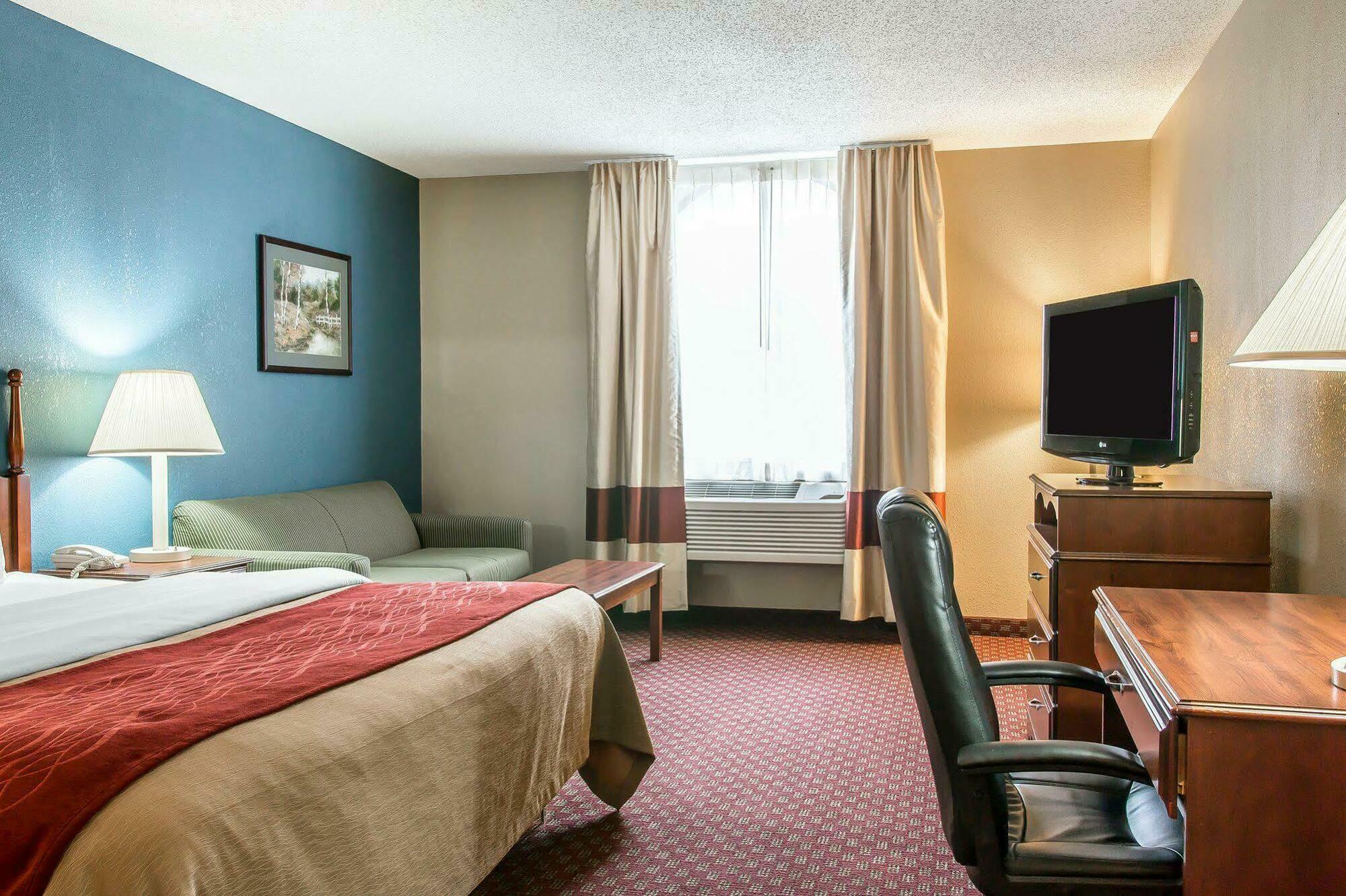 Quality Inn Upper Sandusky Екстер'єр фото