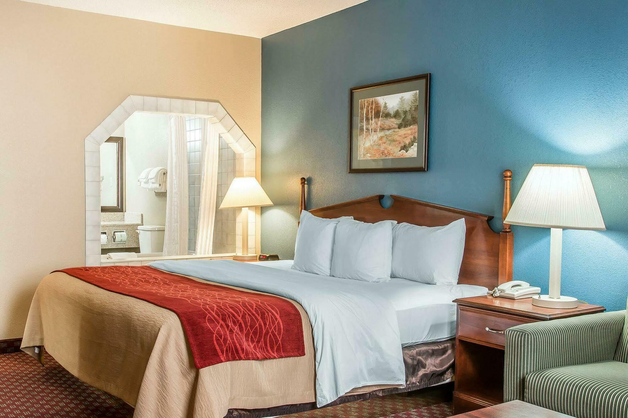 Quality Inn Upper Sandusky Екстер'єр фото